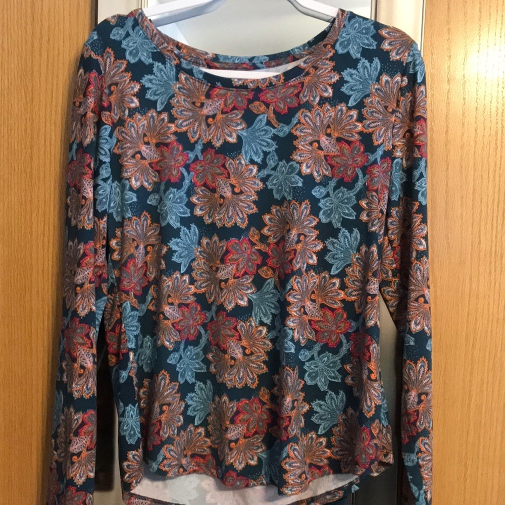 Simply styled Large base layer